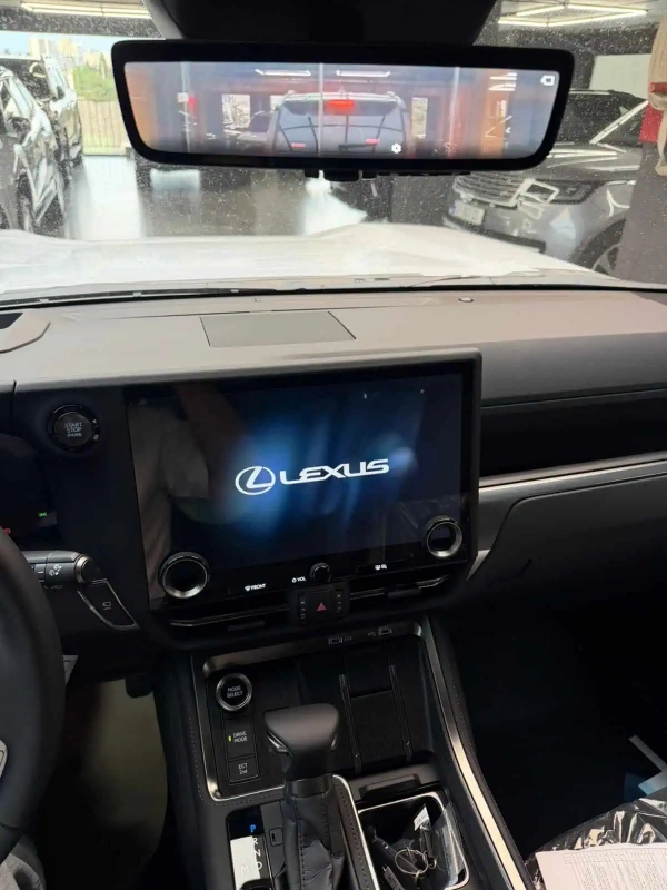 Lexus GX550