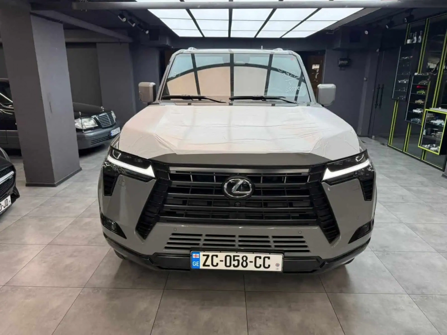 Lexus GX550